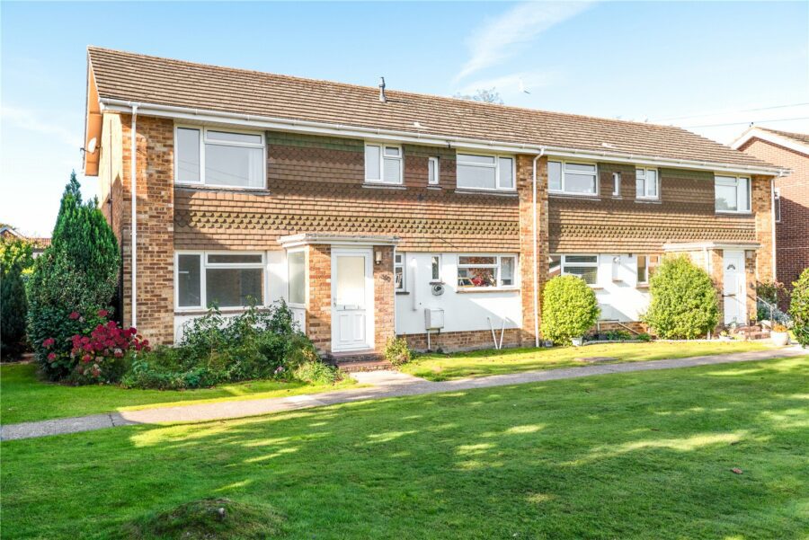 Aspen Place, New Milton, Hampshire, BH25 6NX