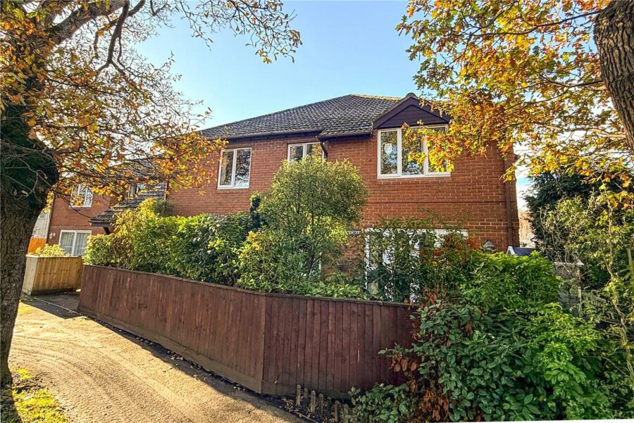 Hazel Court, 146-148 Station Road, New Milton, Hampshire, BH25 6LP