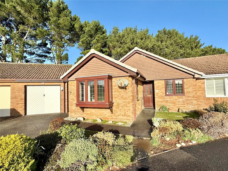 Buttercup Drive, Highcliffe On Sea, Christchurch, Dorset, BH23 4TY