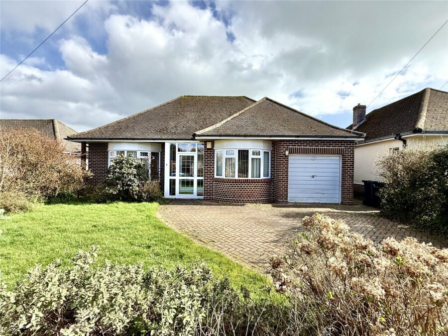 Ridgefield Gardens, Highcliffe On Sea, Christchurch, Dorset, BH23 4QG