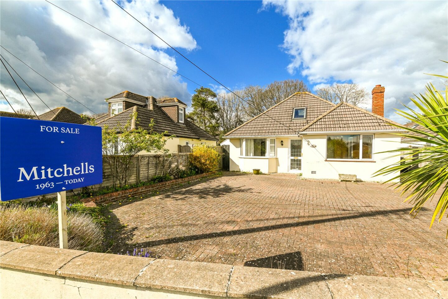 Hazelwood Avenue, New Milton