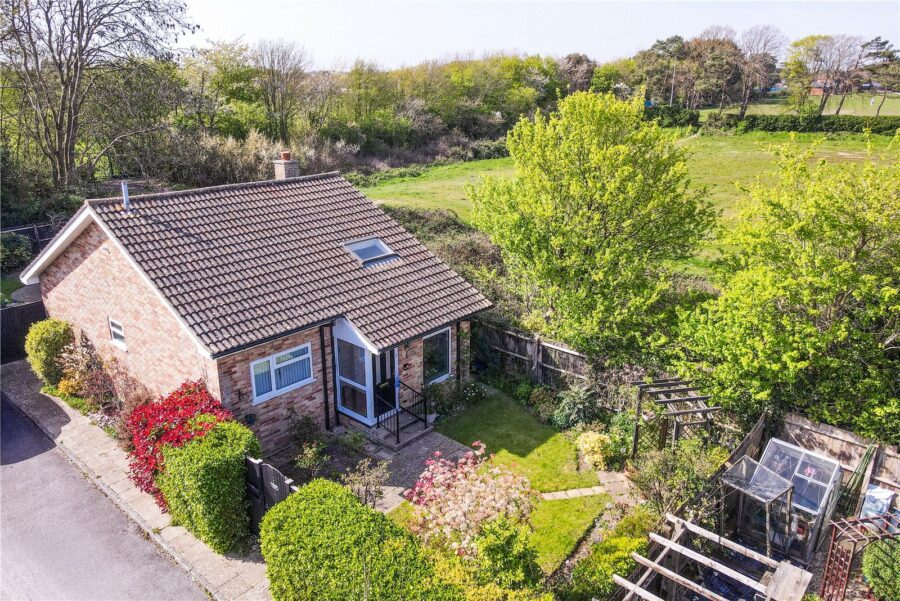 Wentwood Gardens, New Milton, Hampshire, BH25 6UF