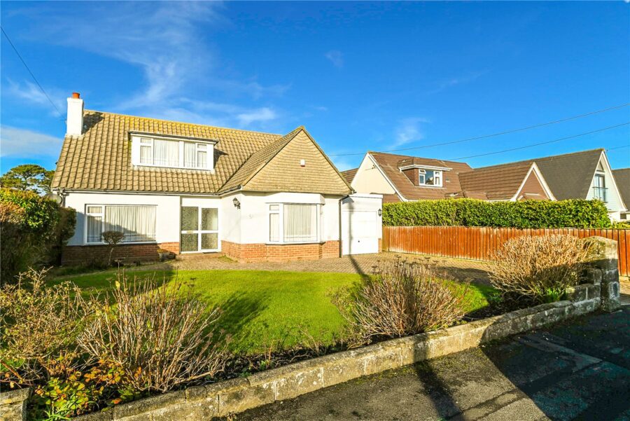 Purbeck Road, Barton on Sea, New Milton, Hampshire, BH25 7QG