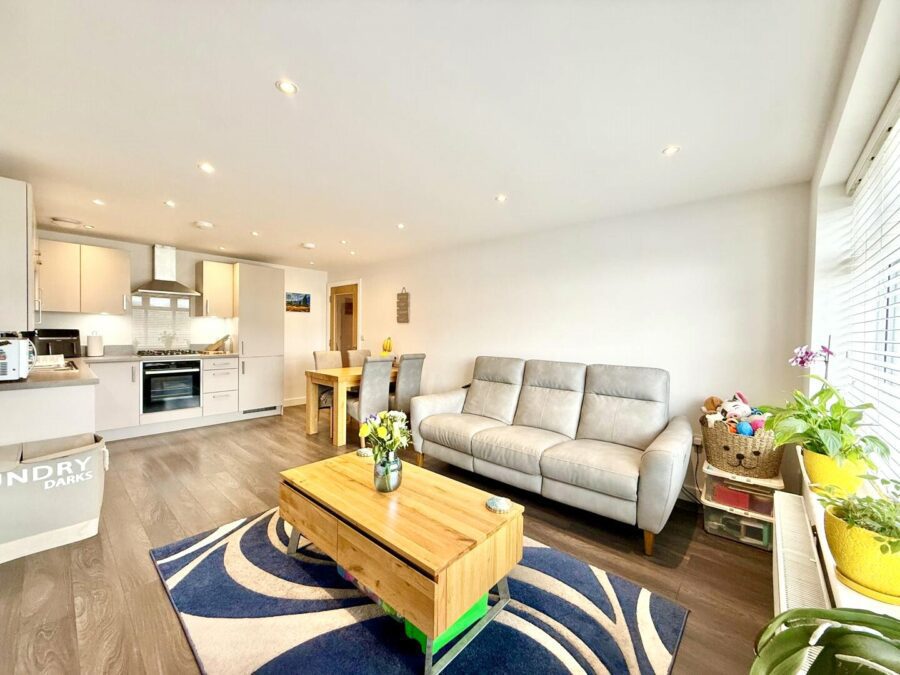 Lymington Road, Highcliffe On Sea, Christchurch, Dorset, BH23 5FW