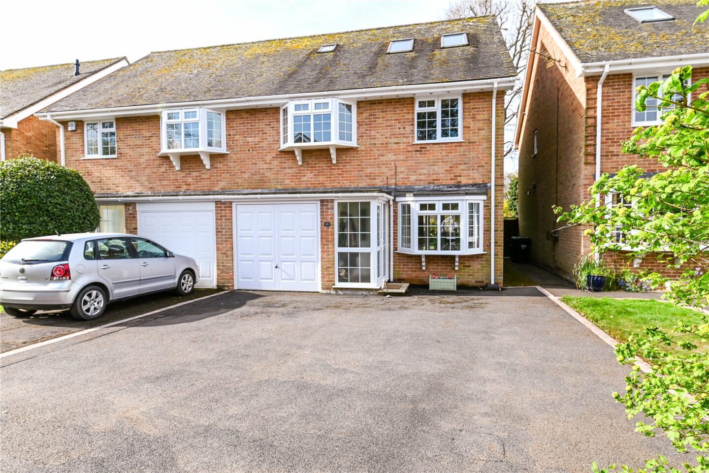 White Barn Crescent, Hordle, Lymington, Hampshire, SO41 0FY