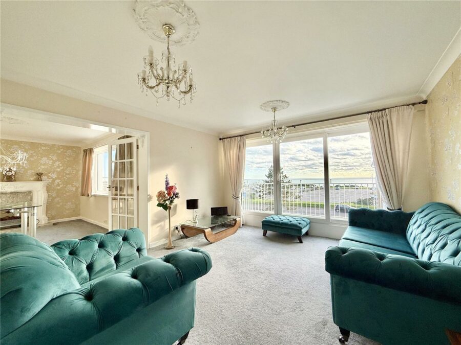 Wharncliffe Road, Highcliffe On Sea