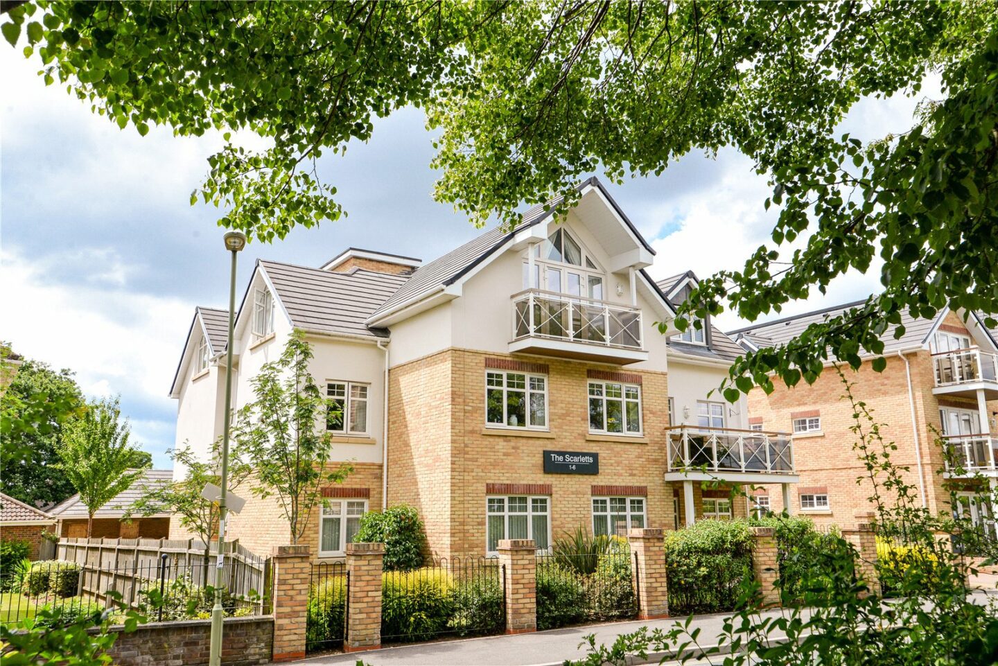 Whitefield Road, New Milton, Hampshire, BH25 6FA