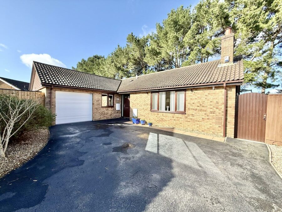 Columbine Close, Highcliffe On Sea