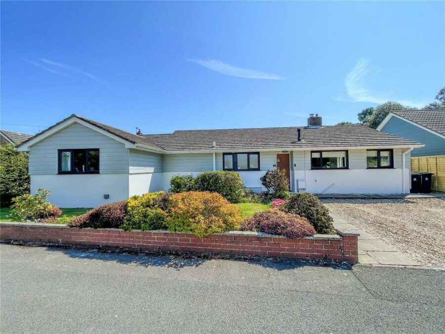 Woodfield Gardens, Highcliffe on Sea