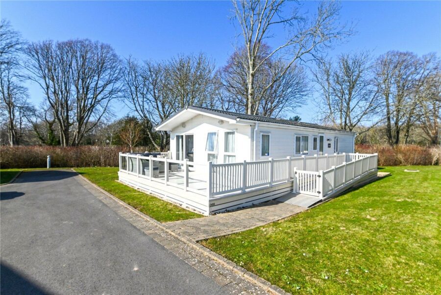 56 Chewton Meadow, Hoburne Naish