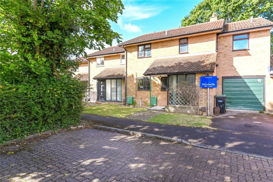 Rothbury Park, New Milton