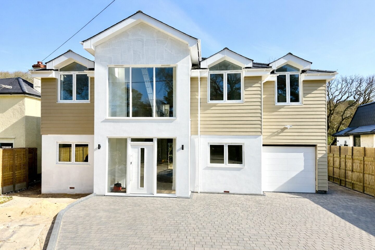 Elphinstone Road, Highcliffe On Sea