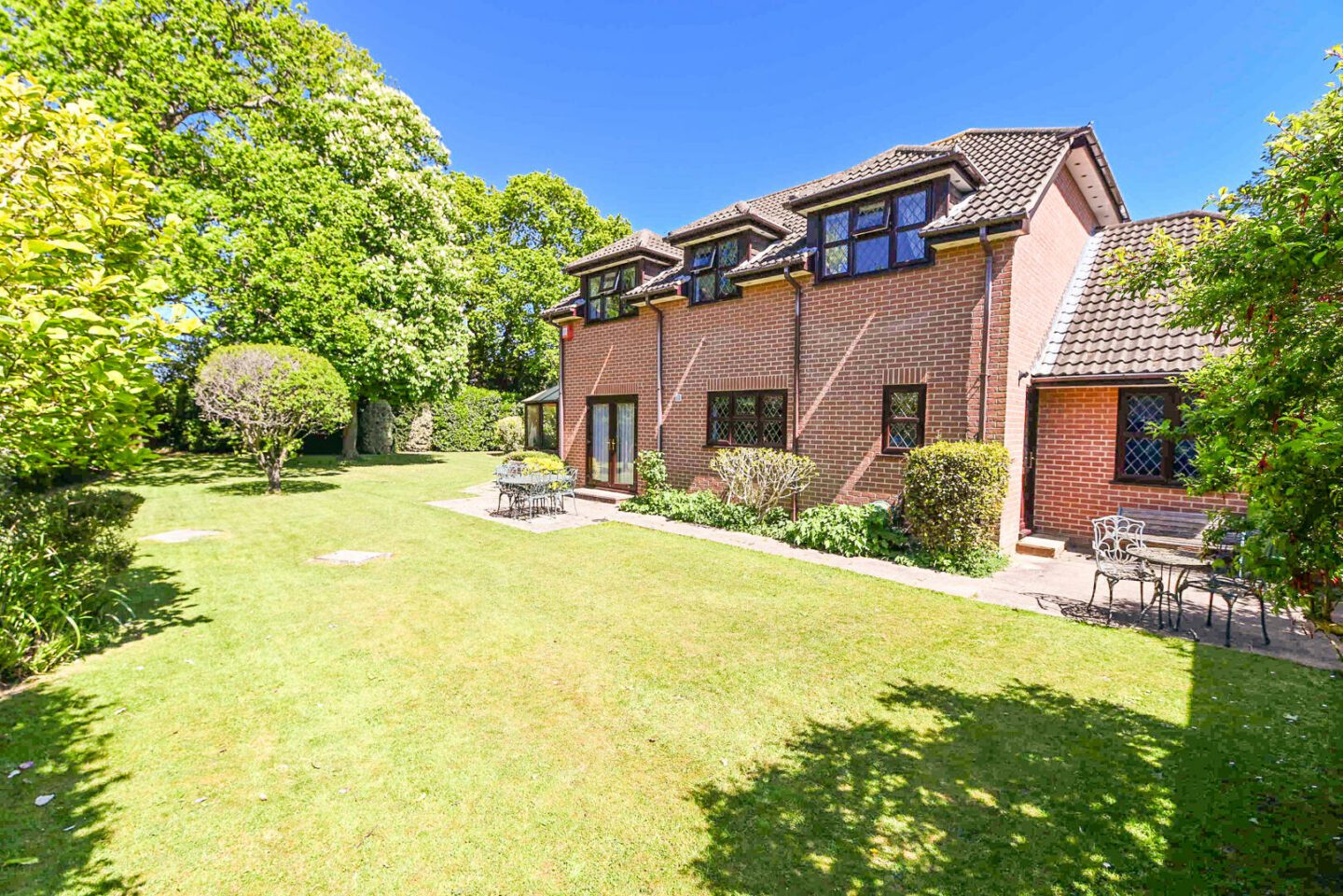 Larkshill Close, New Milton