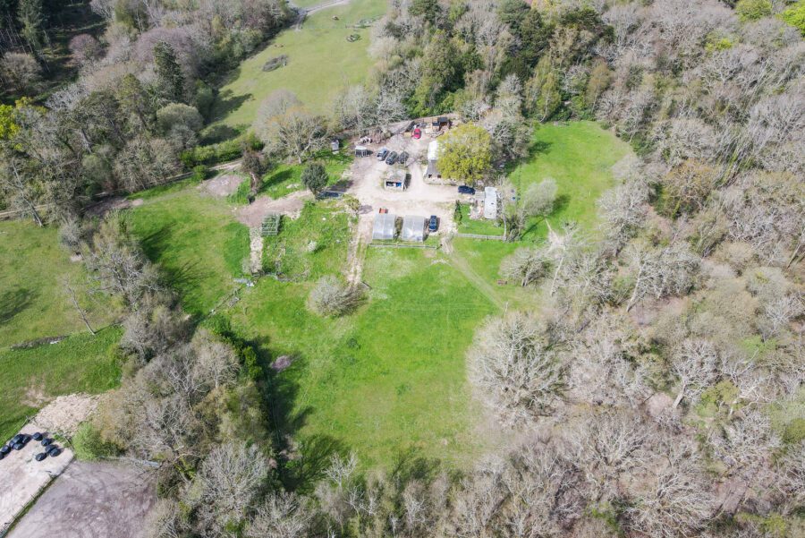 North Drive, Ossemsley