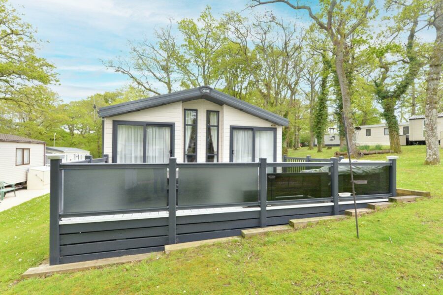 Woodland View, Hoburne Bashley