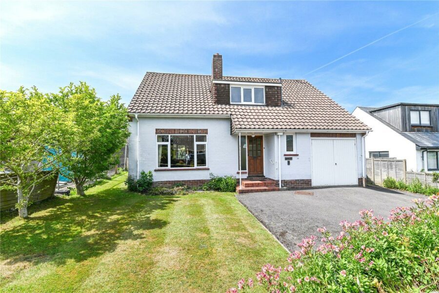 Bitterne Way, Lymington