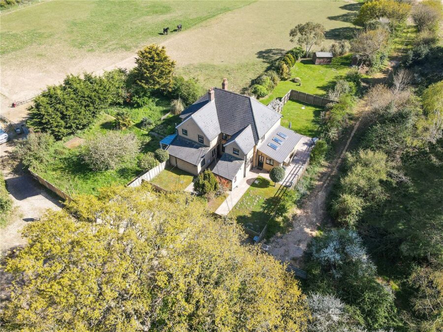 Downton Manor Farm Cottage, Downton