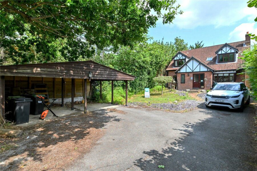 Oakwood Avenue, New Milton