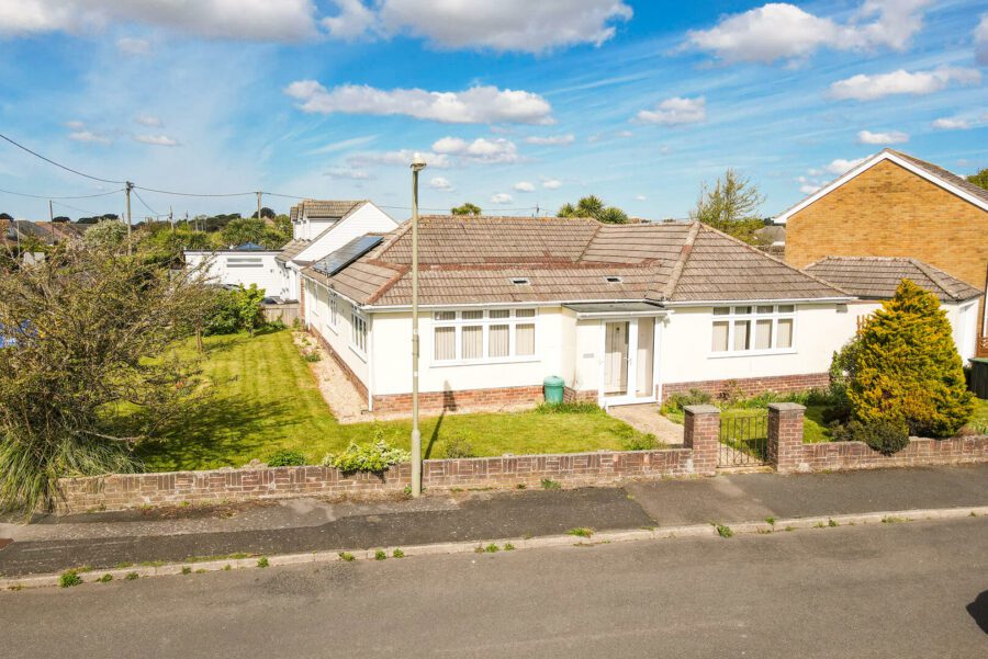 Wavendon Avenue, Barton on Sea