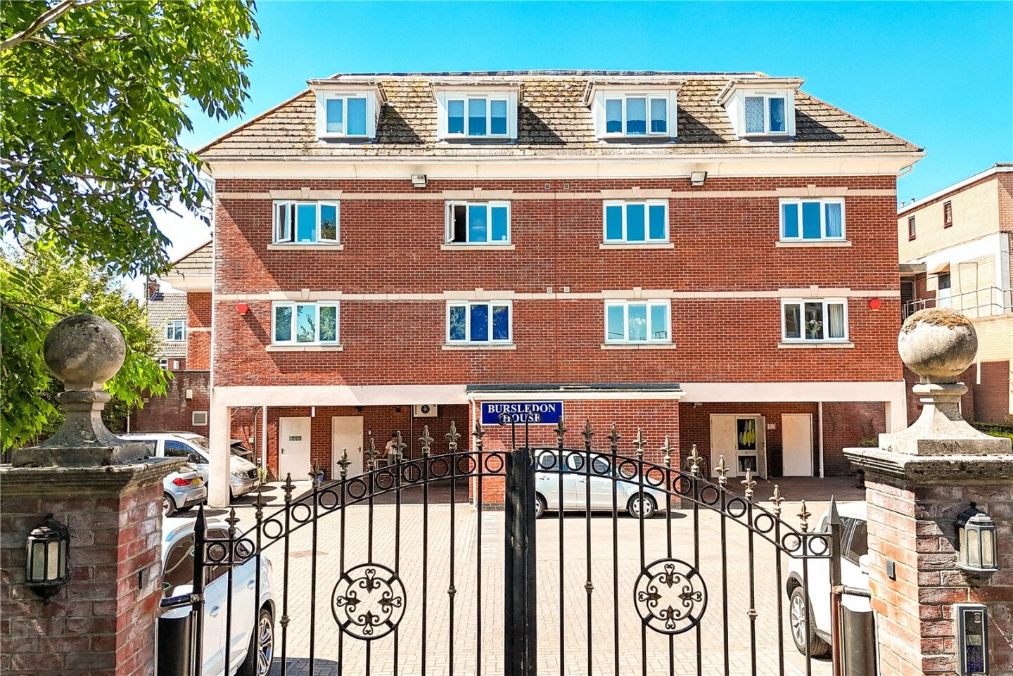 Station Road, New Milton, Hampshire, BH25 6HT