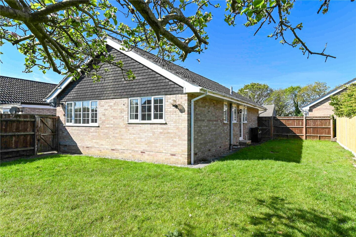 Harford Close, Pennington, Lymington, Hampshire, SO41 8EX