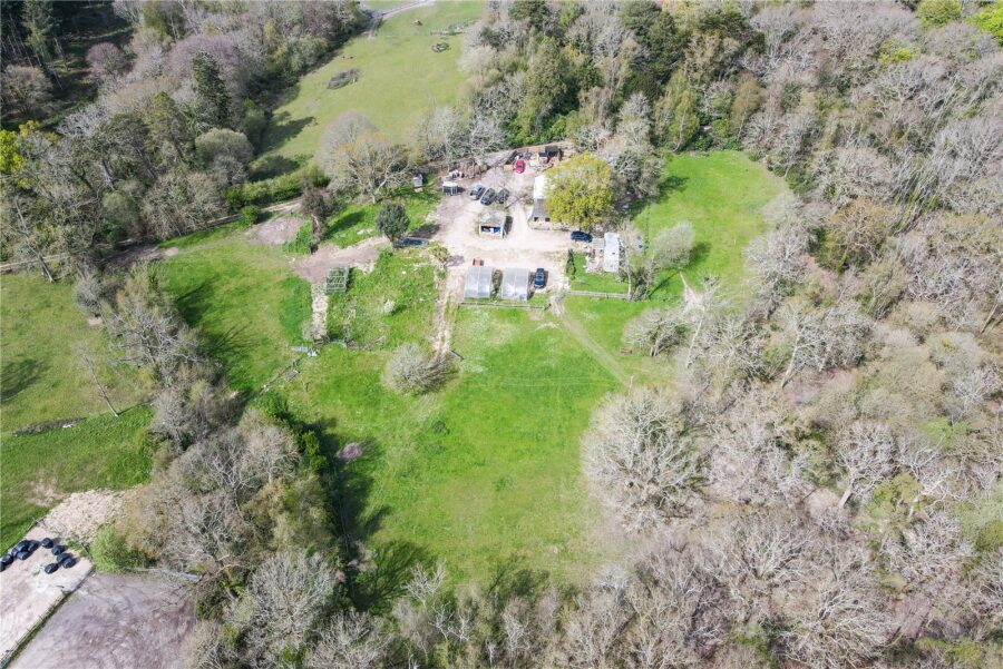 North Drive, Ossemsley, New Milton, Hampshire, BH25 5TJ