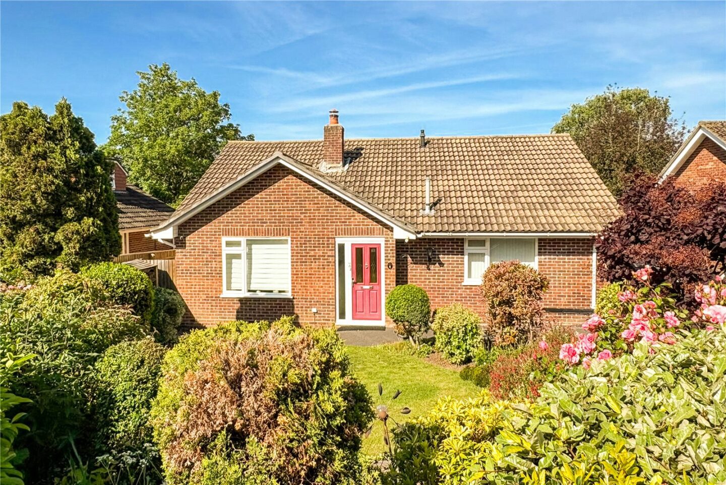 Hawthorn Drive, Sway, Lymington, Hampshire, SO41 6DX