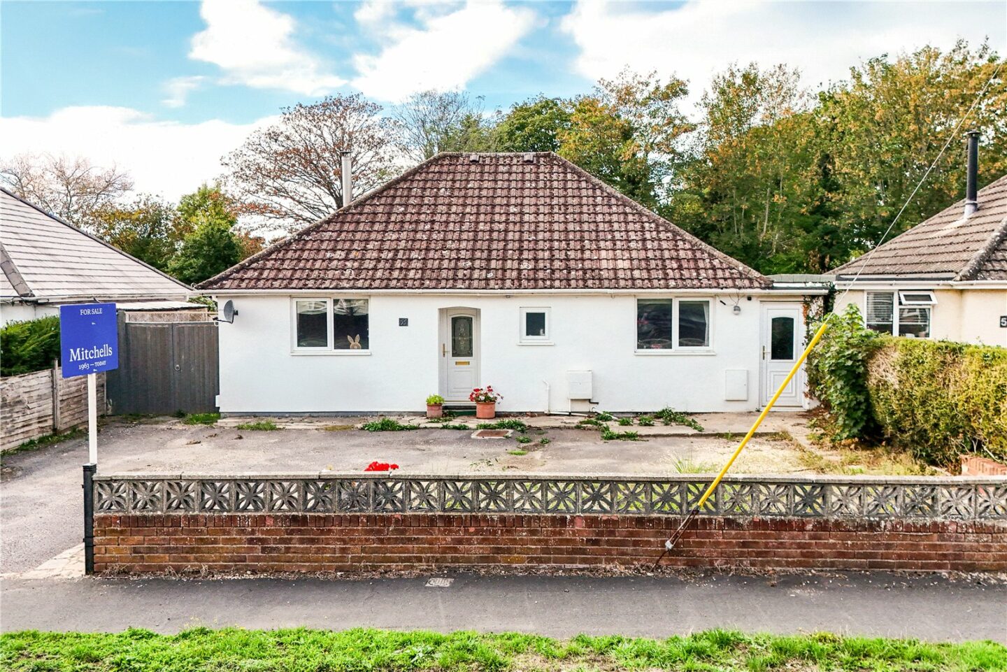 Oakwood Avenue, New Milton, Hampshire, BH25 5DZ