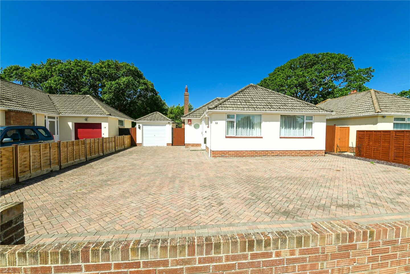 Ashmore Avenue, Barton on Sea, New Milton, Hampshire, BH25 7AY