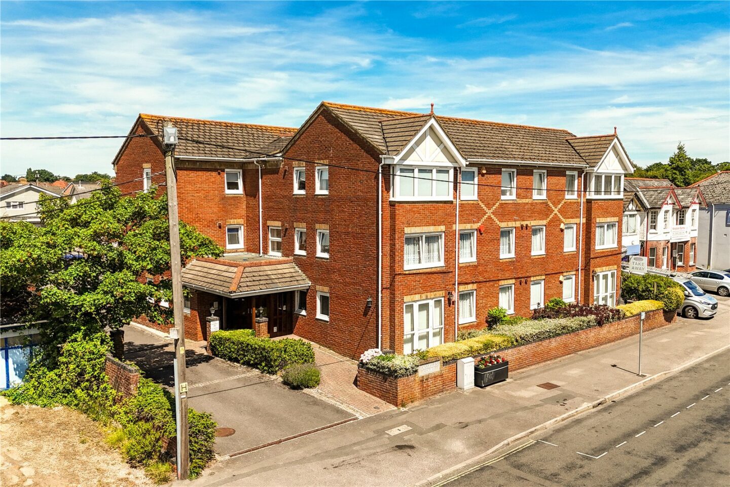 Old Milton Road, New Milton, Hampshire, BH25 6DX
