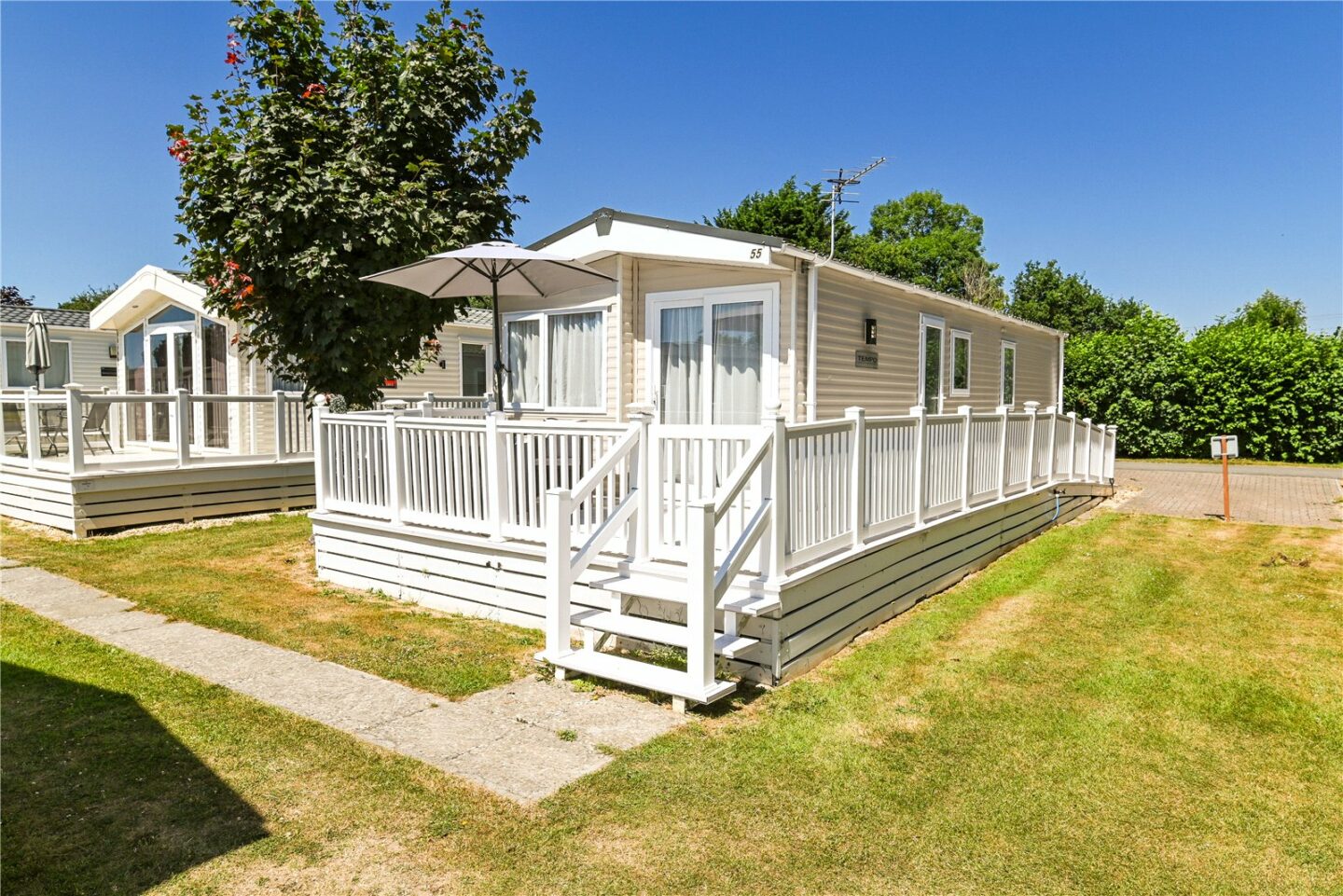 Rowan, Hoburne Bashley Holiday Park, New Milton, Hampshire, BH25 5QR