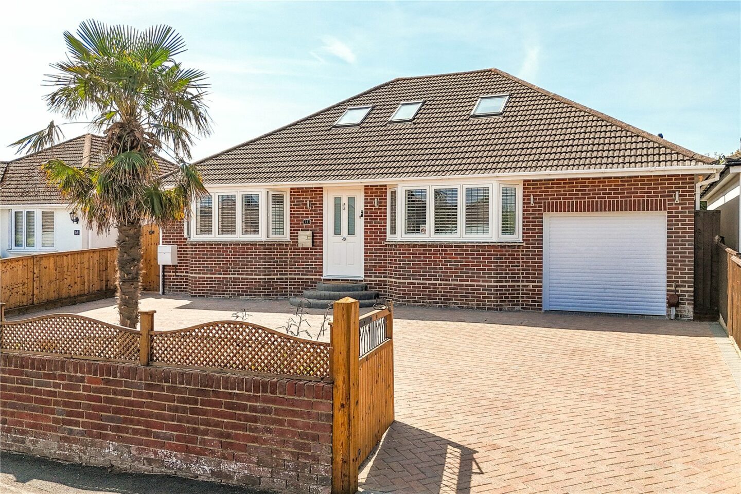 Barton Drive, Barton on Sea, New Milton, Hampshire, BH25 7JJ