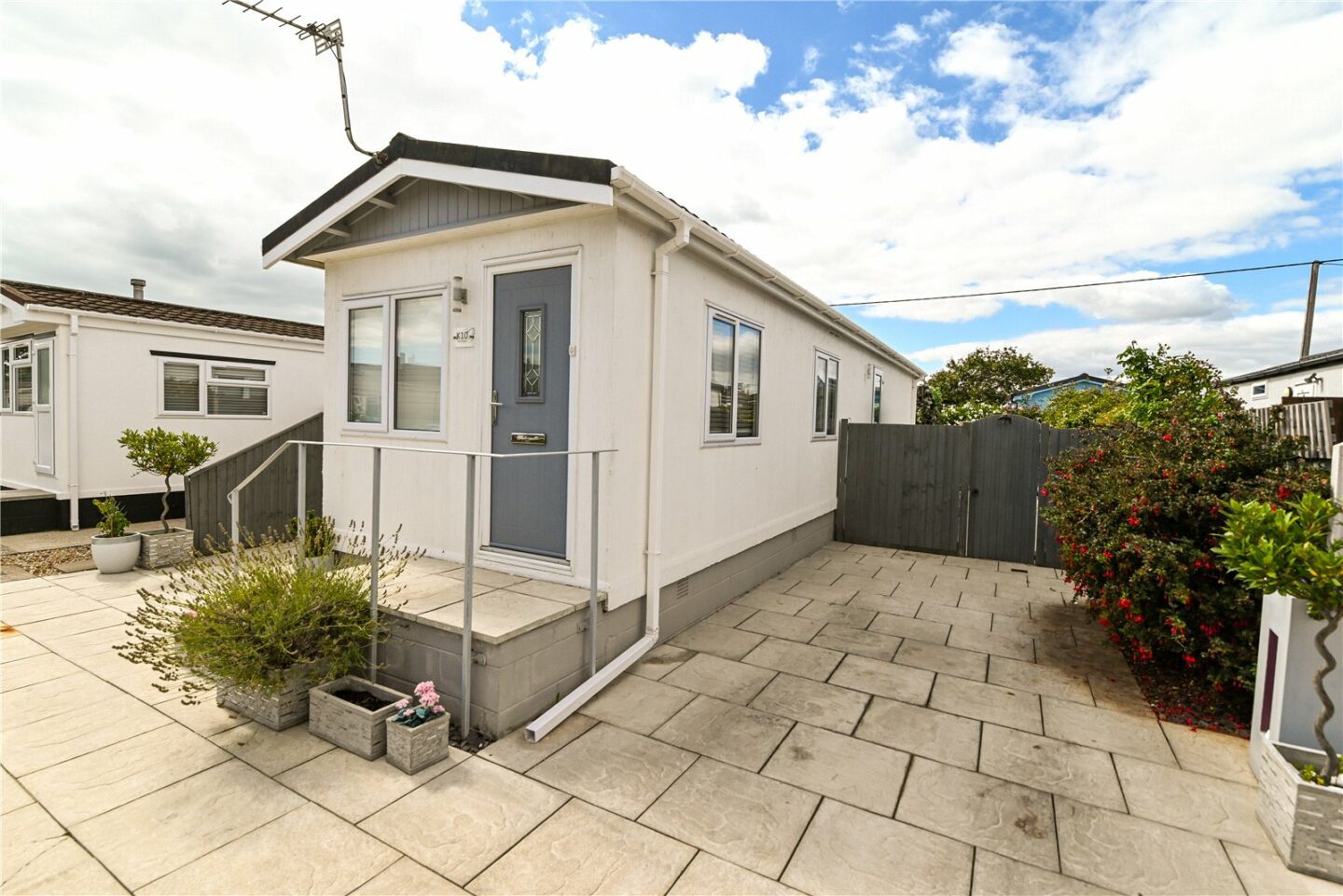 Solent Road, Naish Estate, Barton On Sea, Hampshire, BH25 7SR