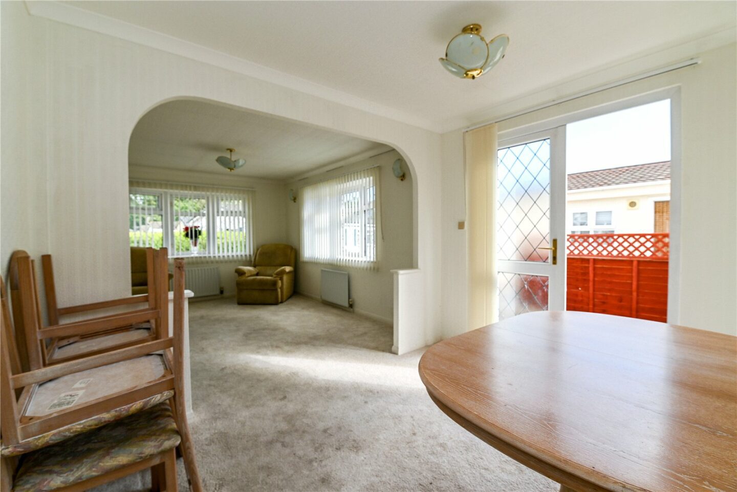 NWM260486_04.jpg