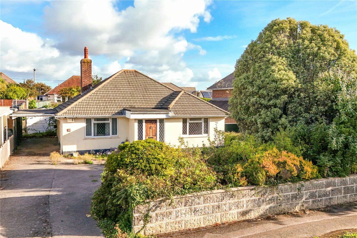 Seaward Avenue, Barton on Sea, New Milton, Hampshire, BH25 7HW